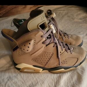 FD1643 300 Jordan 6 Retro Gore-Tex Brown Kelp (Women's)5.5